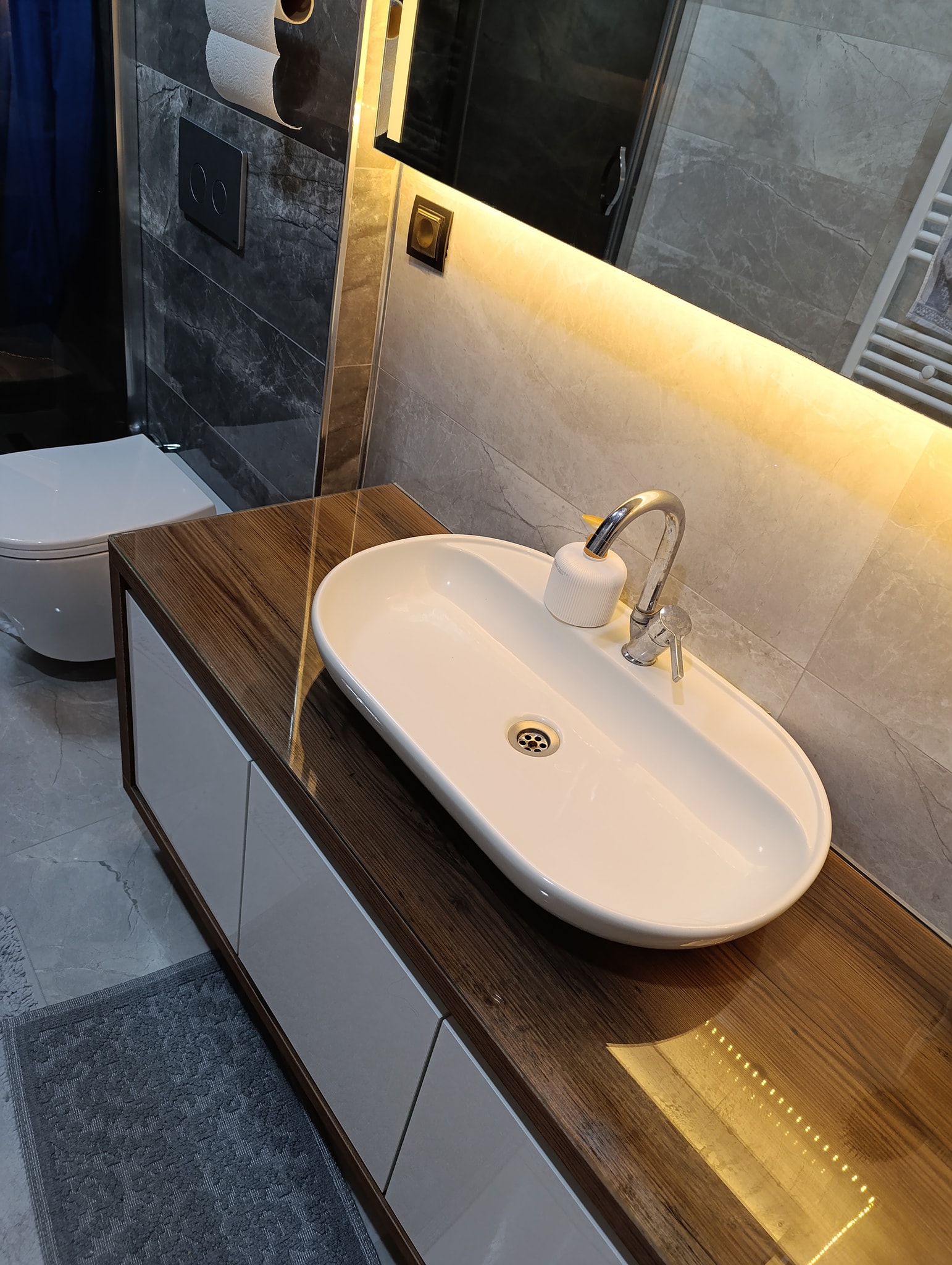 Tesisat Sorunlarını En Az Hasarla Çözen Yenilikçi Müdahale Tekniklerinin Uygulandığı Hizmet Modeli